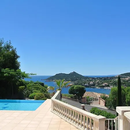Family Cote D'azur 빌라
